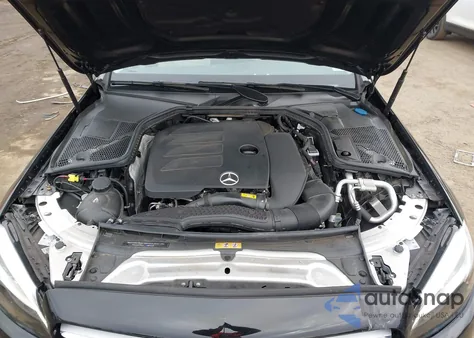 2019 Mercedes-Benz C 300 4Matic из США, поврежденный, VIN 55SWF8EB5KU289476